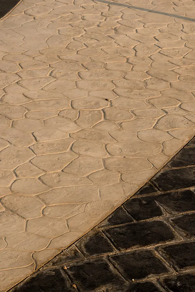 Hormigón impreso de colores para exterior, resistente y duradero