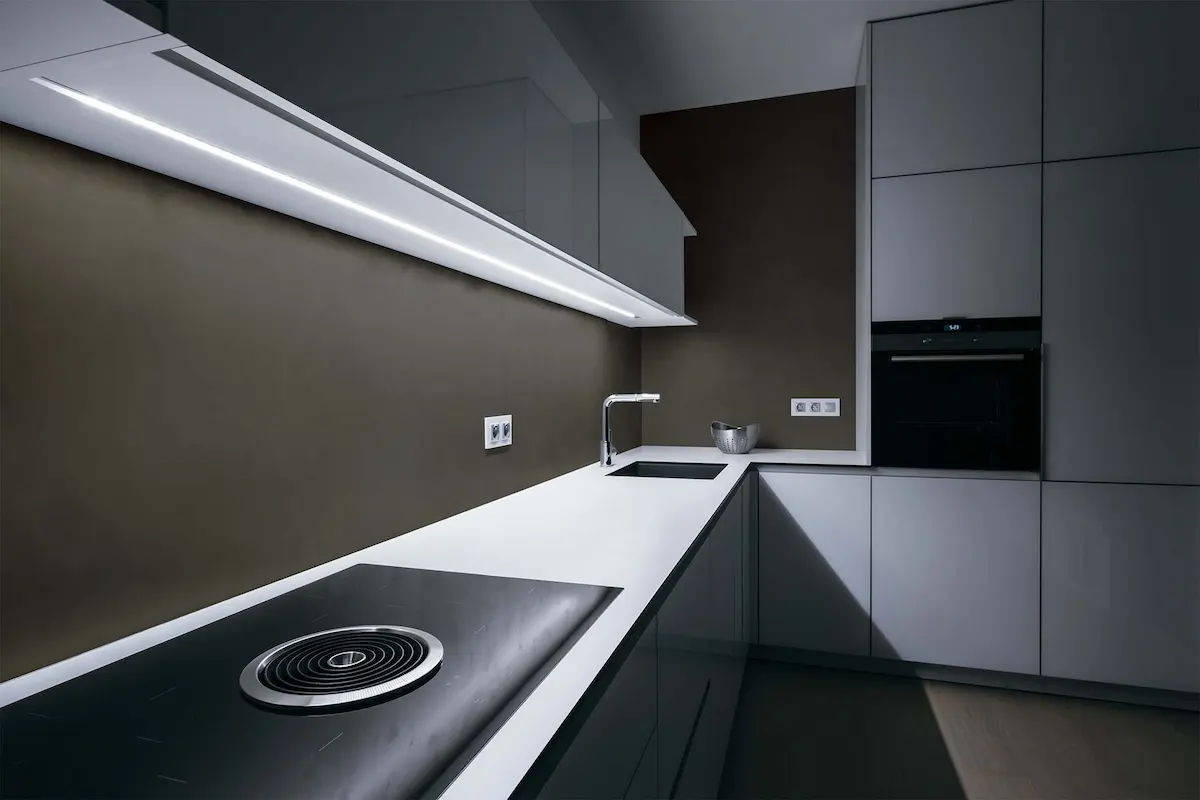 Moderne Küche mit Microcement-Fertigwand
